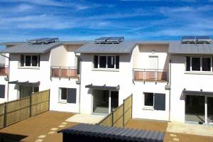 St Xandre La Rochelle logements semi-collectifs garde corps sur terrasse et brise soleil alu